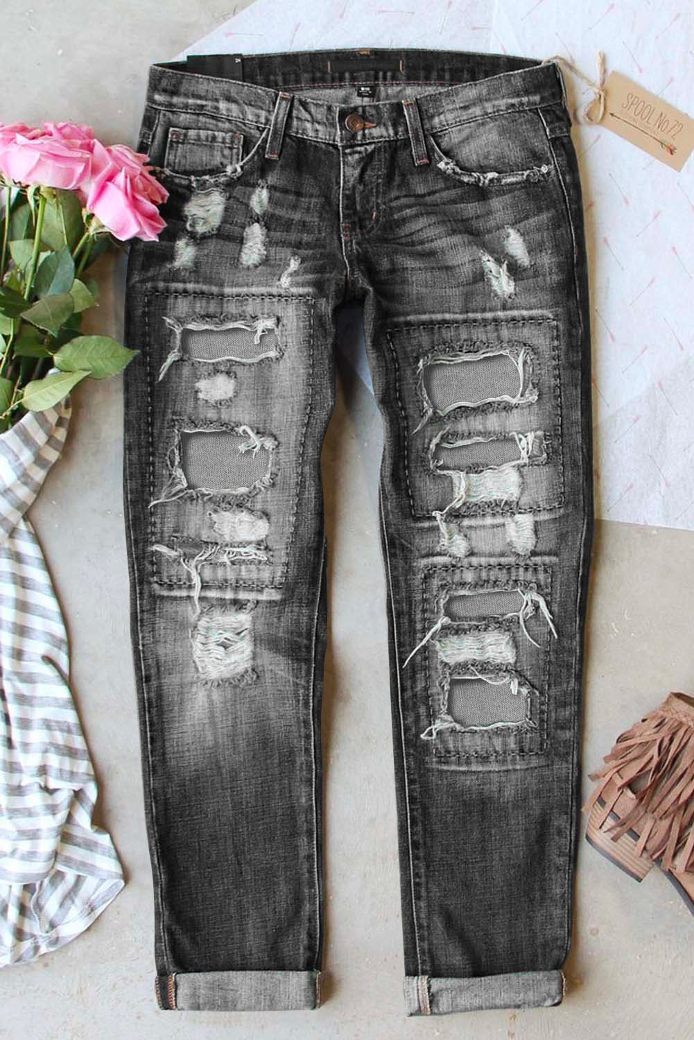 Buttoned Pockets Distressed Jeans